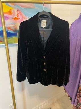 Tulle‎ Vintage Style Black Velvet Blazer with Button Front Large